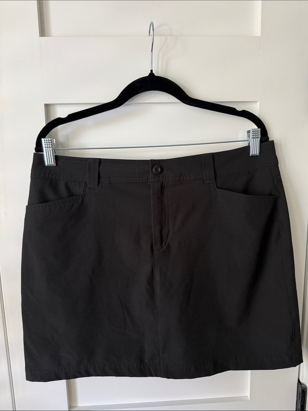 Eddie Bauer Black Straight Skirt